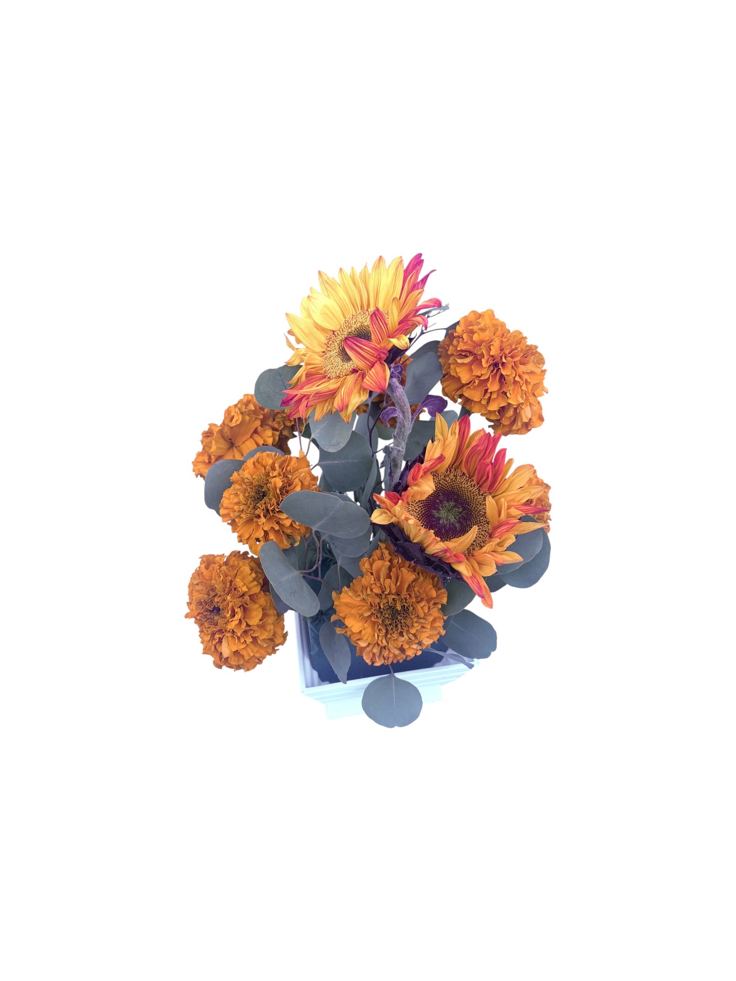 🌼 Cempasúchil & Sunflower Arrangement with Silver Dollar Eucalyptus