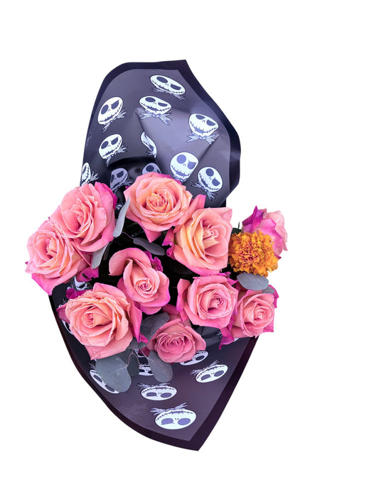 🎃 Jack Skellington Roses, Cempasúchil & Silver Dollar Leaves Bouquet